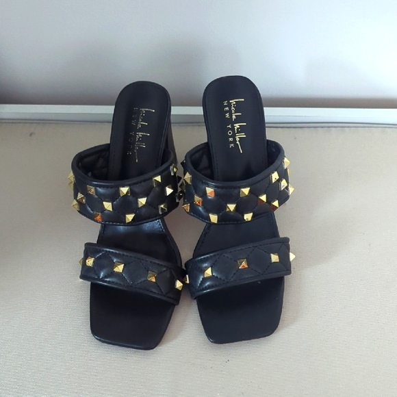 Nicole Miller Shoes - Nicole Miller Black Studded Women's Sandals SIZE 8